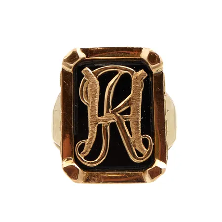 Kivikantasormus, koko 21¾, vuodelta 2009, tekijäleima ASL, 750br, Paino: 66 g