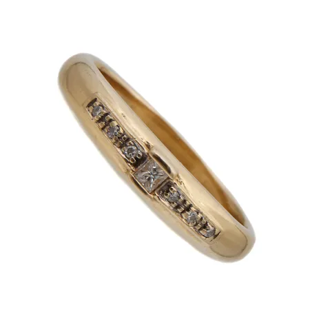 Timanttisormus 1xn.0.06ct princess hiontainen timantti ja 6xn.0.005ct, koko 17¾, 585,  Paino: 3,8 g