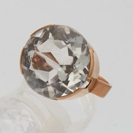 Kivisormus, koko 16¼, 585br, Paino: 6,2 g