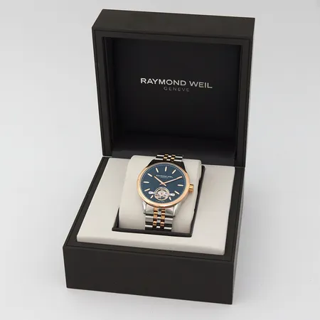 Teräsrannekello Raymond Weil 2780 Freelancer, automaatti, sr.K539366, rungon Ø43mm, hihnan pituus 215mm, laatikossa Paino: 0 g