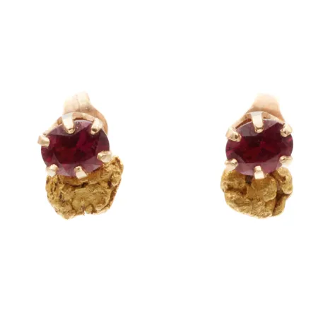 Kivikorvakorut, korkeus 8,4mm, 585br, Paino: 1,7 g