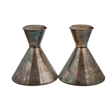 Kynttilänjalat, kaiverrettu, korkeus 85mm, 813br, Paino: 162 g