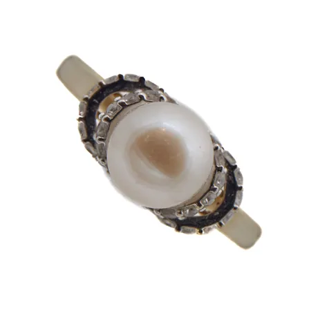 Kivisormus, koko 18, 585br,  Paino: 2,9 g