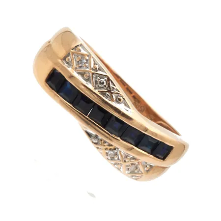 Kivisormus, koko 16¼, 585br,  Paino: 2,7 g