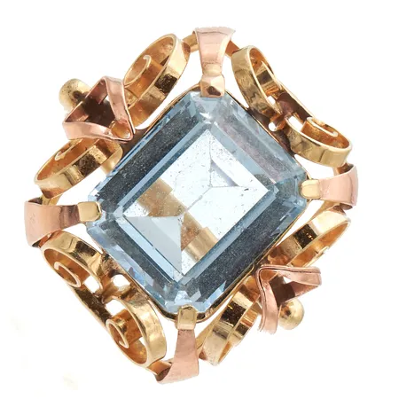 Kivisormus, hieman vääntynyt, koko 17½,  585br,  Paino: 4,5 g