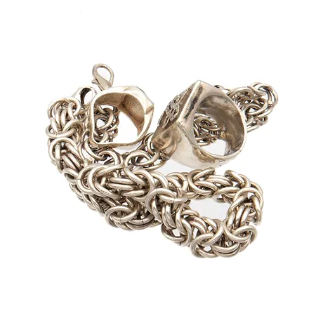 Viallisia hopeakoruja, 925br, Paino: 182,9 g