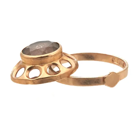 Viallinen kivisormus, 750br,   Paino: 3,6 g