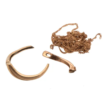 Viallisia korun osia, 585,  Paino: 2 g