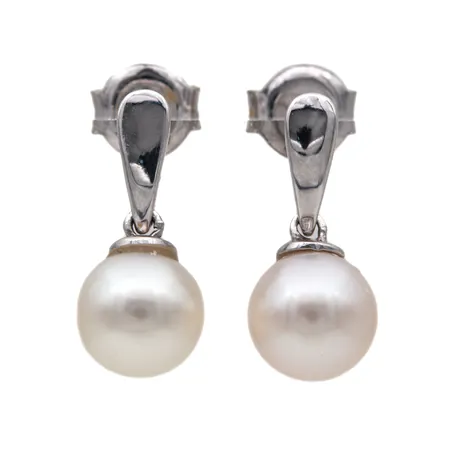 Helmikorvakorut, korkeus 15mm, 375br valkokulta,  Paino: 1,7 g