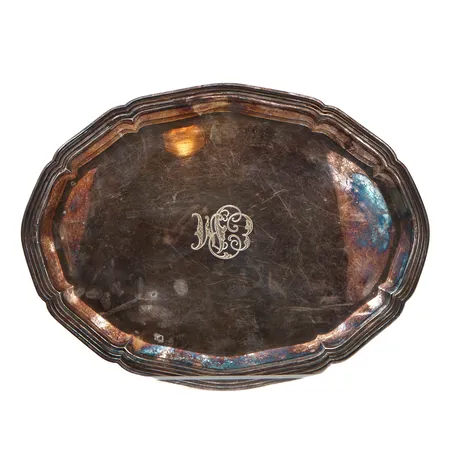 Tarjotinlautanen, kaiverrettu, mitat 28x20,5cm, 830, Paino: 294,7 g