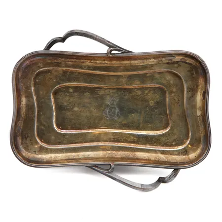 Tarjoiluastia, mitat 26x19cm, kaiverrettu, 813br, Paino: 380,2 g