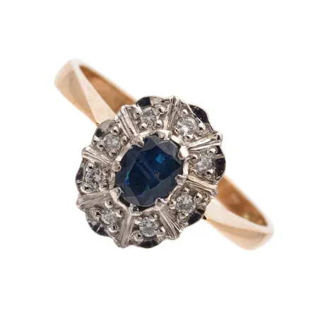 Diana-sormus timanteilla 8xn0.01ct, kaiverrettu, koko 18, 585br, Paino: 3,3 g