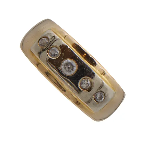 Kivisormus, koko 16¼, 750br, Paino: 6,4 g