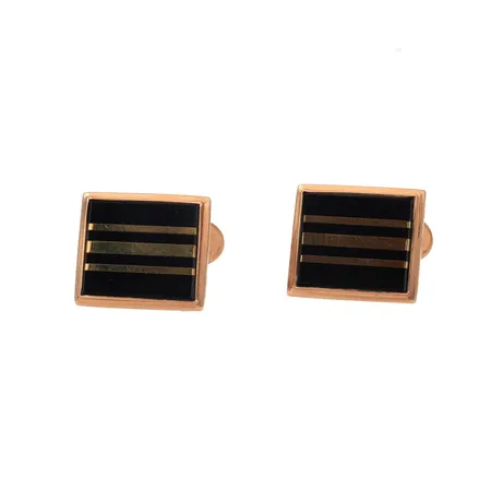 Kivikalvosinnapit, kaiverrettu, mitat 14x16mm, 585br, Paino: 6,7 g