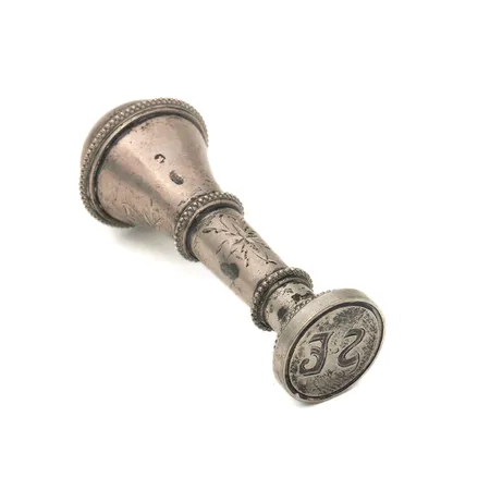 Hopeinen sinettileima, korkeus 70mm, 84-zolotnik, 875, Paino: 38,2 g