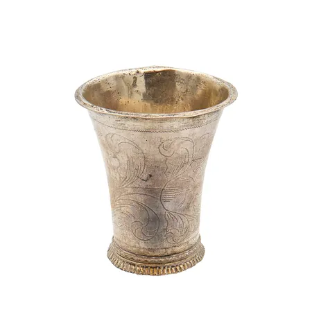 Pikari, kaiverrettu, iän mukaista kulumaa, korkeus 80mm, Ruotsi 1700-luku, 800, Paino: 55,5 g