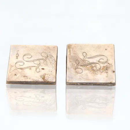 Kalvosinnapit, koko 15X15mm, kaiverrettu, 813br, Paino: 10,9 g