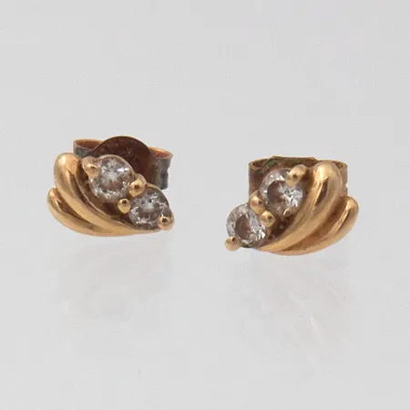 Kivikorvakorut, korkeus 8mm, 585br,  Paino: 0,7 g