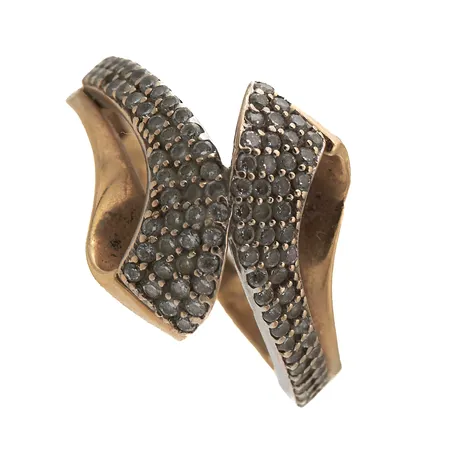 Kivisormus, koko 17¾, 585br, Paino: 3,2 g