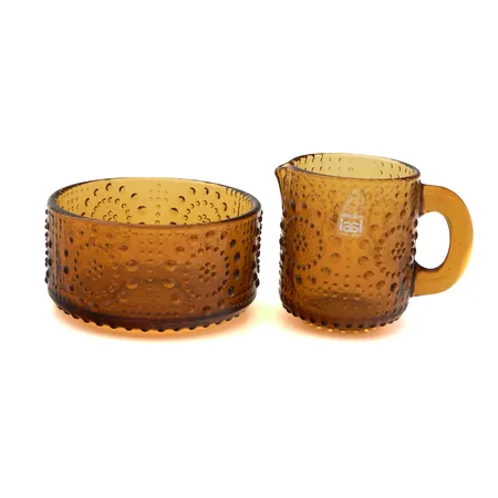 Sokerikko ja kermakko, Grapponia, design Nanny Still, korkeudet 50-70mm.