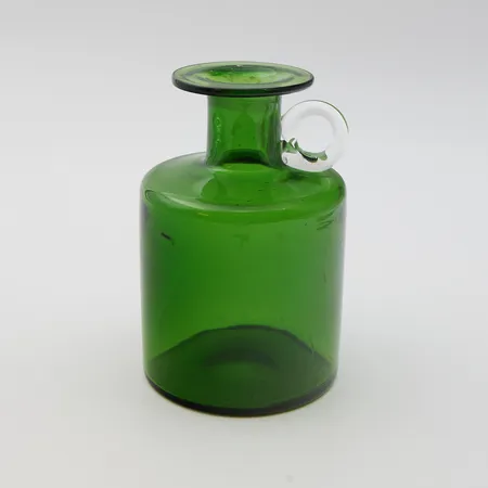 Karahvi, design Sirkku Kumela-Lehtonen, pohjassa sisäpuolella särö, korkeus 14cm,