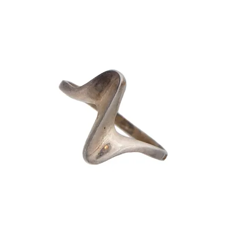 Sormus, koko 17½, 925, Paino: 1,6 g