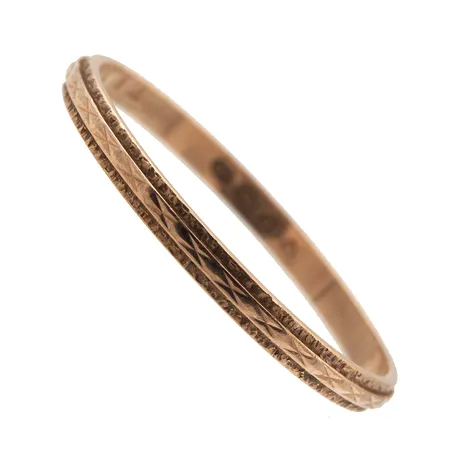 Kuvioitu sormus, kaiverrettu, koko 19½, 585, Paino: 1,3 g