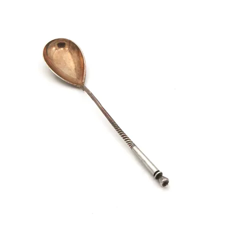 Hopeinen teelusikka, 84-leima, pituus 139mm, Paino: 17,8 g