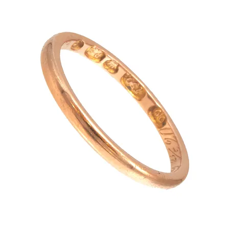 Sileä sormus, kaiverrettu, koko 19½, 750, Paino: 2,9 g