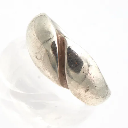 Sormus, koko 17, 925, Paino: 4,6 g