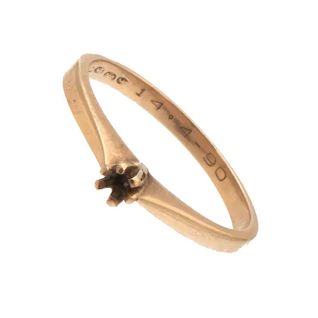 Viallinen sormus, 585,  Paino: 2,1 g