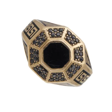 Kivisormus, koko 20½, keskikivessä kulumaa, pientä käytön jälkeä, 585br, Paino: 8,2 g