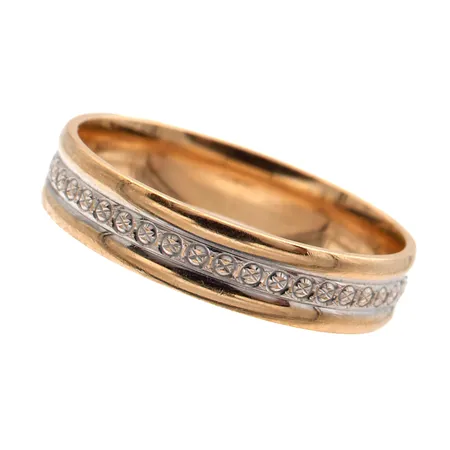 Kuvioitu sormus, koko 17, Kultakeskus, 585 kelta- ja valkokultaa, Paino: 2,5 g