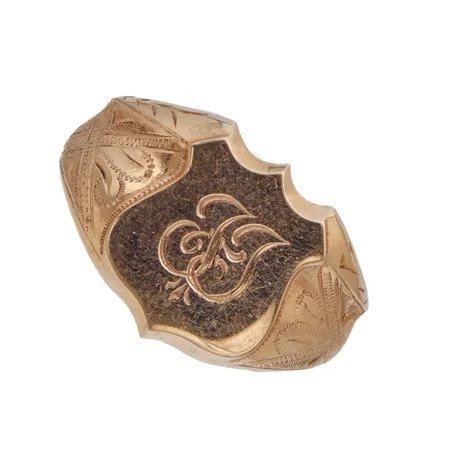 Kuvioitu kantasormus, koko 19, kaiverrettu, 585, Paino: 10,5 g