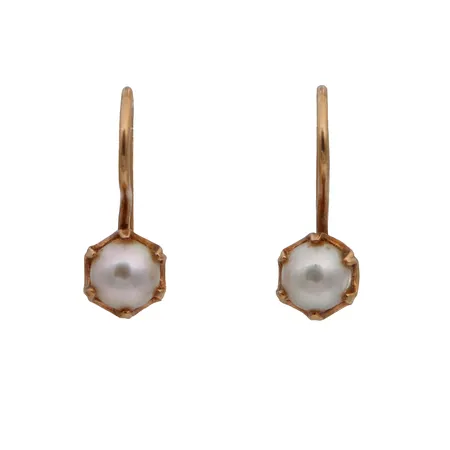 Helmikorvakorut, korkeus 15mm, 585br,  Paino: 1,5 g