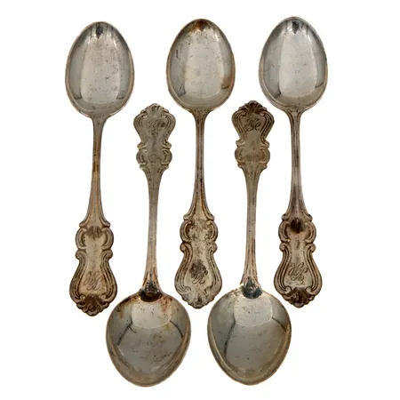 Viisi kahvilusikkaa, kaiverrettu, Romantiikka, pituus 118mm, 830, Paino: 65,9 g