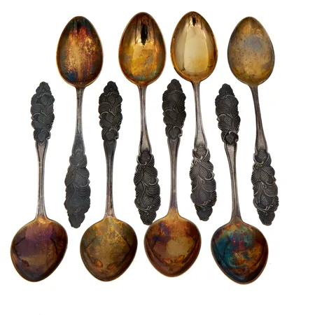 Kahdeksan kahvilusikkaa, pituus 112mm, kaiverrettu, 813, Paino: 60 g