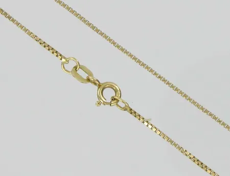 Venetsiakaulaketju, pituus 44,0cm, 585, paino 2,5g Vikt: 2,5 g
