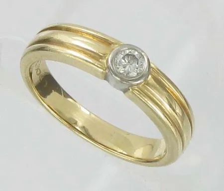 Timanttisormus 1xn.0.15ct, kaivertamaton, koko 17¼, 585, paino 4,0g Vikt: 4   g