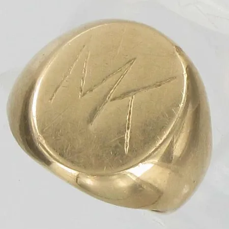 Kantasormus, kaiverrettu, koko 16, 585, paino 12,9g Vikt: 12,9 g