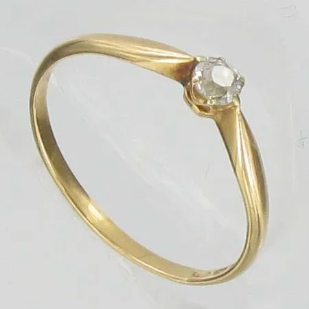 Timanttisormus 1xn.0.18ct vh, kaivertamaton, koko 19½, 750, paino 1,9g Vikt: 1,9 g