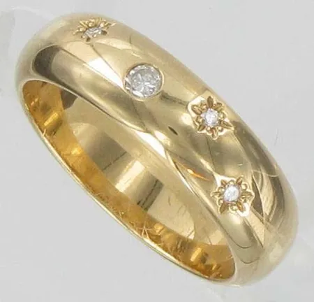 Timanttisormus 1xn.0.04ct 3xn.0.01ct, kaivertamaton, koko 16¾, 585, paino 5,9g Vikt: 5,9 g