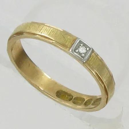 Timanttisormus 1xn.0,01ct, kaivertamaton, koko 16½, 750, paino 2,4g Vikt: 2,4 g