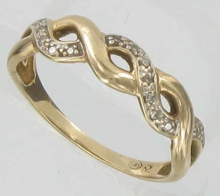 Timanttisormus 15xn.0.005ct, kaivertamaton, koko 17½, 585, paino 2,1g Vikt: 2,1 g
