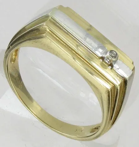 Timanttisormus 1xn.0.01ct, kaivertamaton, koko 20½, 585, paino 6,3g Vikt: 6,3 g
