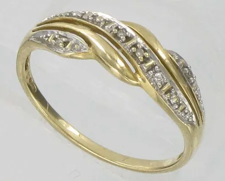 Timanttisormus 4xn.0.005ct, kaivertamaton, koko 20, 585, paino 2,4g Vikt: 2,4 g