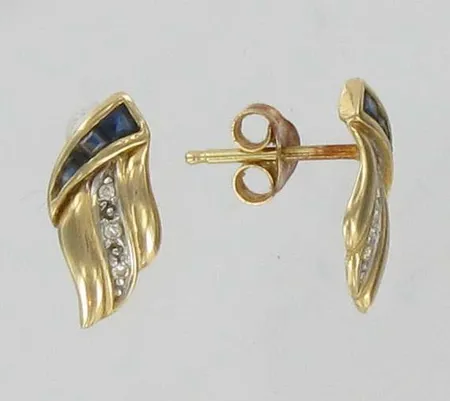 Timanttikorvakorut sinisafiireilla, 6xn.0,005ct, 585br, paino 1,3g Vikt: 1,3 g