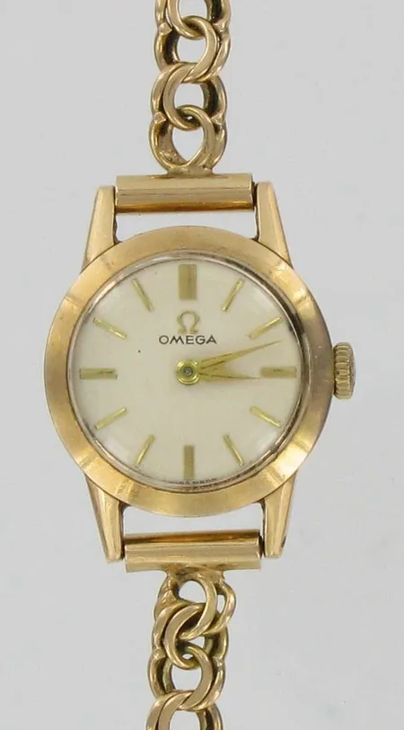 Naisten kultarannekello Omega, mekaaninen, 585br, paino 19,5g Vikt: 19,5 g