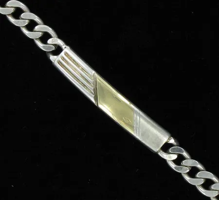 Ranneketju kultalaatalla, kaivertamaton, pituus 20,5cm, 925 ja 750, paino 18,2g Vikt: 18,2 g