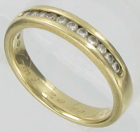 Timanttisormus, 11xn.0,01ct, kaiverrettu, koko 17, 585, paino 3,6g Vikt: 3,6 g
